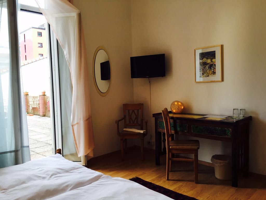 Bottega Del Vino Guesthouse Locarno Exterior photo